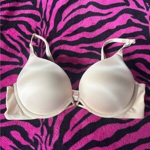 Victoria's Secret Beige Super Push Up Bra
